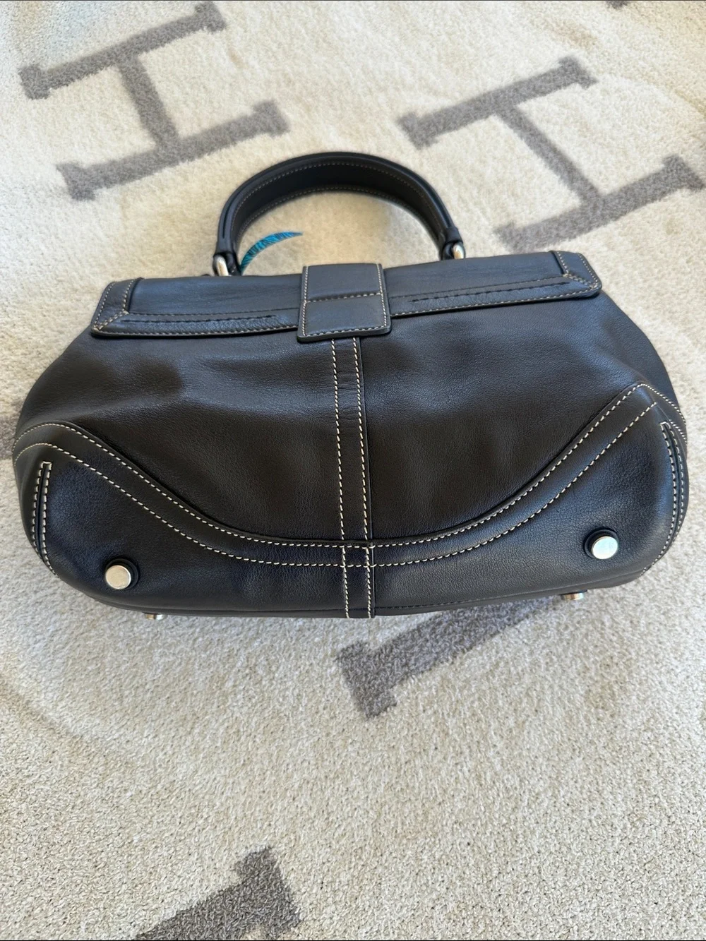2004 vintage coach shoulder bag